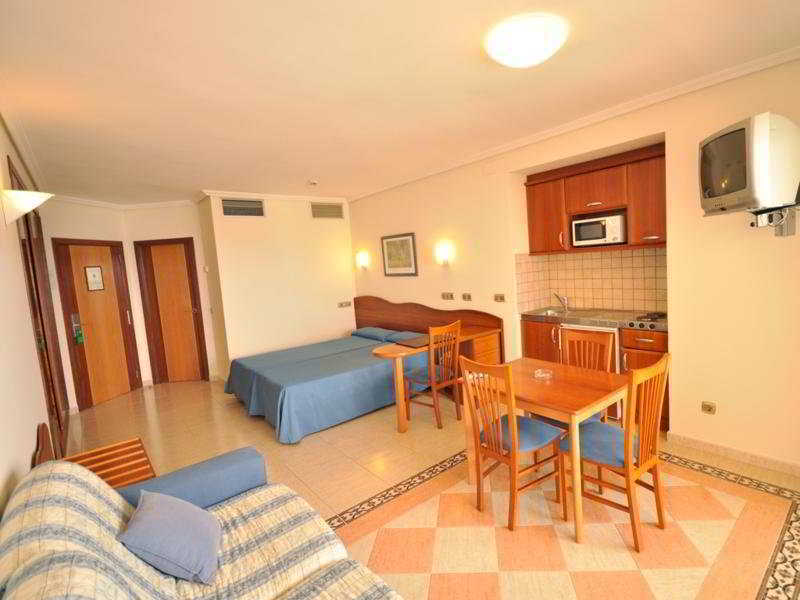 Blau Parc 4*